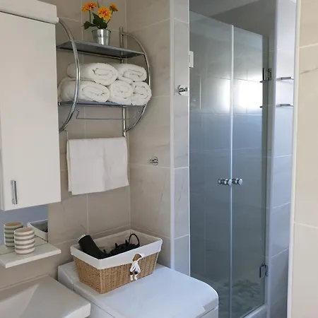 Lana Kastel Stari Apartment *